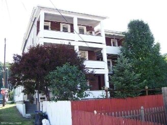 Rear Photo - 501 N Railroad St