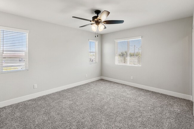 Building Photo - BRAND NEW HOME