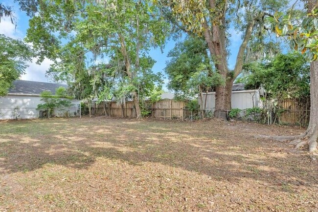 Building Photo - 4774 Cates Ave
