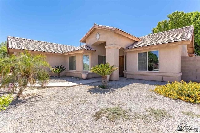 Primary Photo - 2668 E 48th Dr