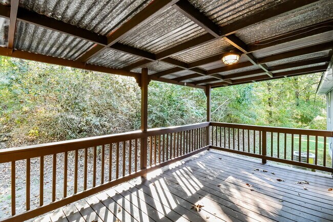 Building Photo - 6124 Tyler Loop Rd