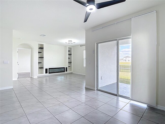 Building Photo - 2682 Common Fig Run