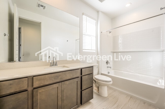 Building Photo - 9844 W Verde Ln