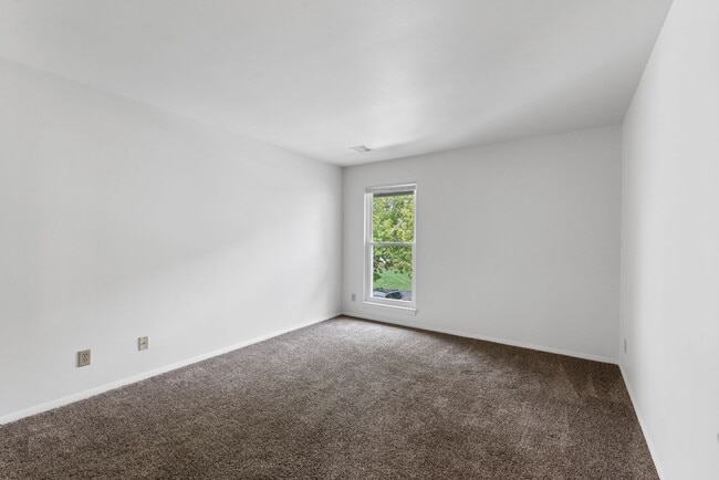 Building Photo - 14784 W Hidden Creek Ct