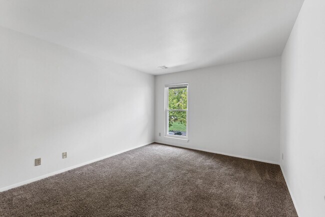 Building Photo - 14824 W Hidden Creek Ct