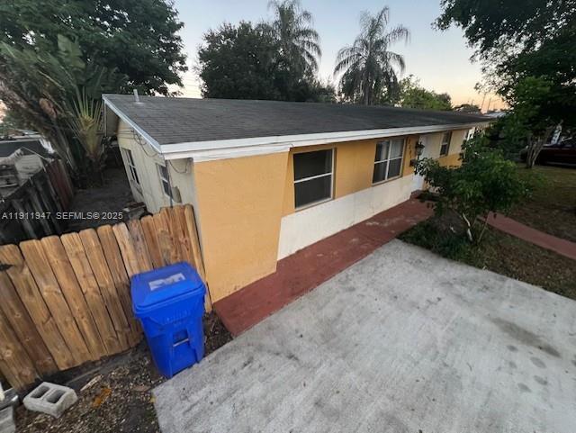 Building Photo - 2201 N 56th Terrace