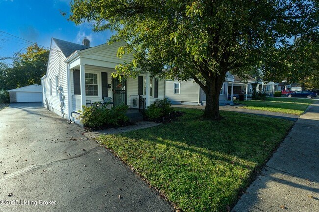 Building Photo - 720 Gheens Ave