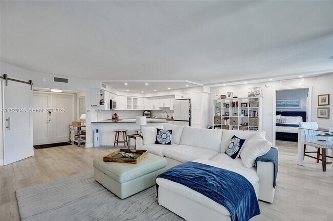 Building Photo - 1340 S Ocean Blvd