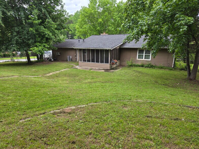 Backyard - 9536 Winding Way Ln