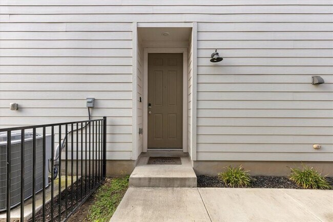 Building Photo - 7103 Terrazzo Cottage Ln