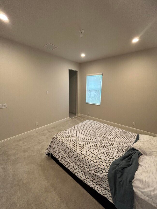 Building Photo - 9908 Timber Crk Wy