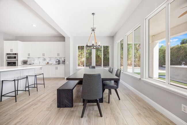 Building Photo - 49392 Hohokam River St