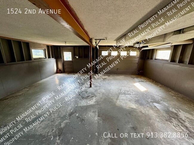 Building Photo - 1524 2nd Ave