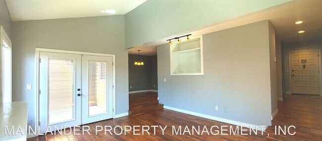 Building Photo - 3 br, 3.5 bath House - 4308 BOTTICELLI ST....