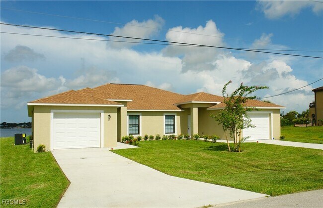 Building Photo - 530 SE 5th Ave