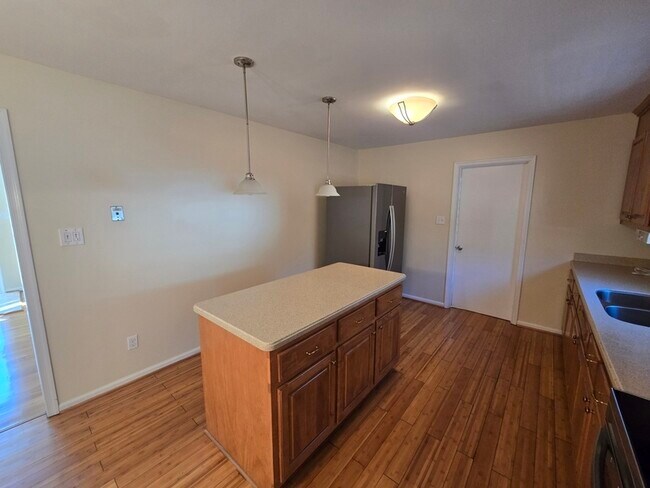 Building Photo - 20716 Vernetta Ln