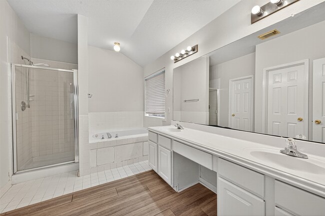 Building Photo - 307 Roans Prairie Ln