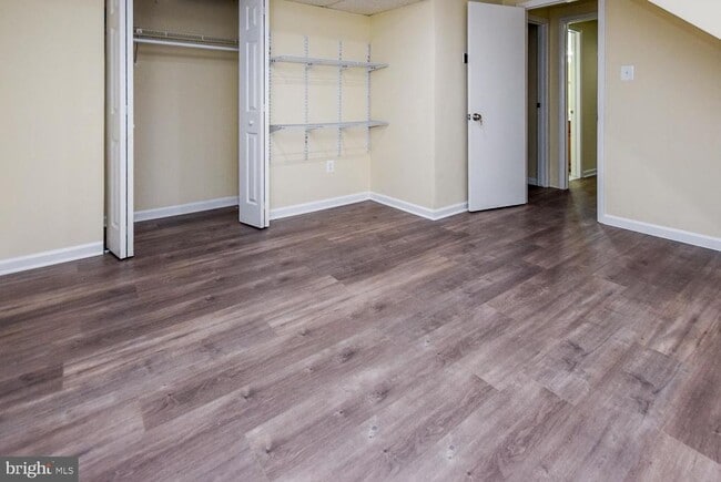 Building Photo - 6584 Madrigal Terrace