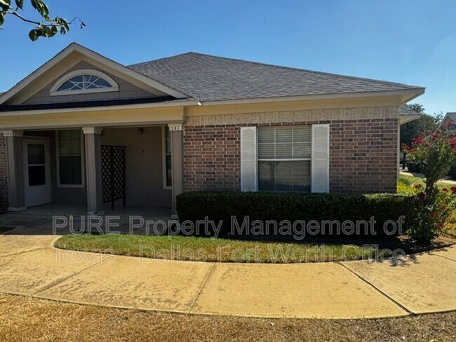 Building Photo - 400 W Glade Rd