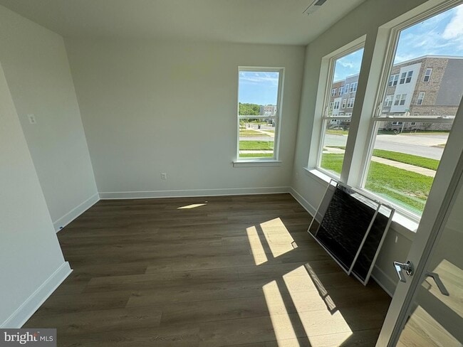 Building Photo - 14495 Leafhopper Dr