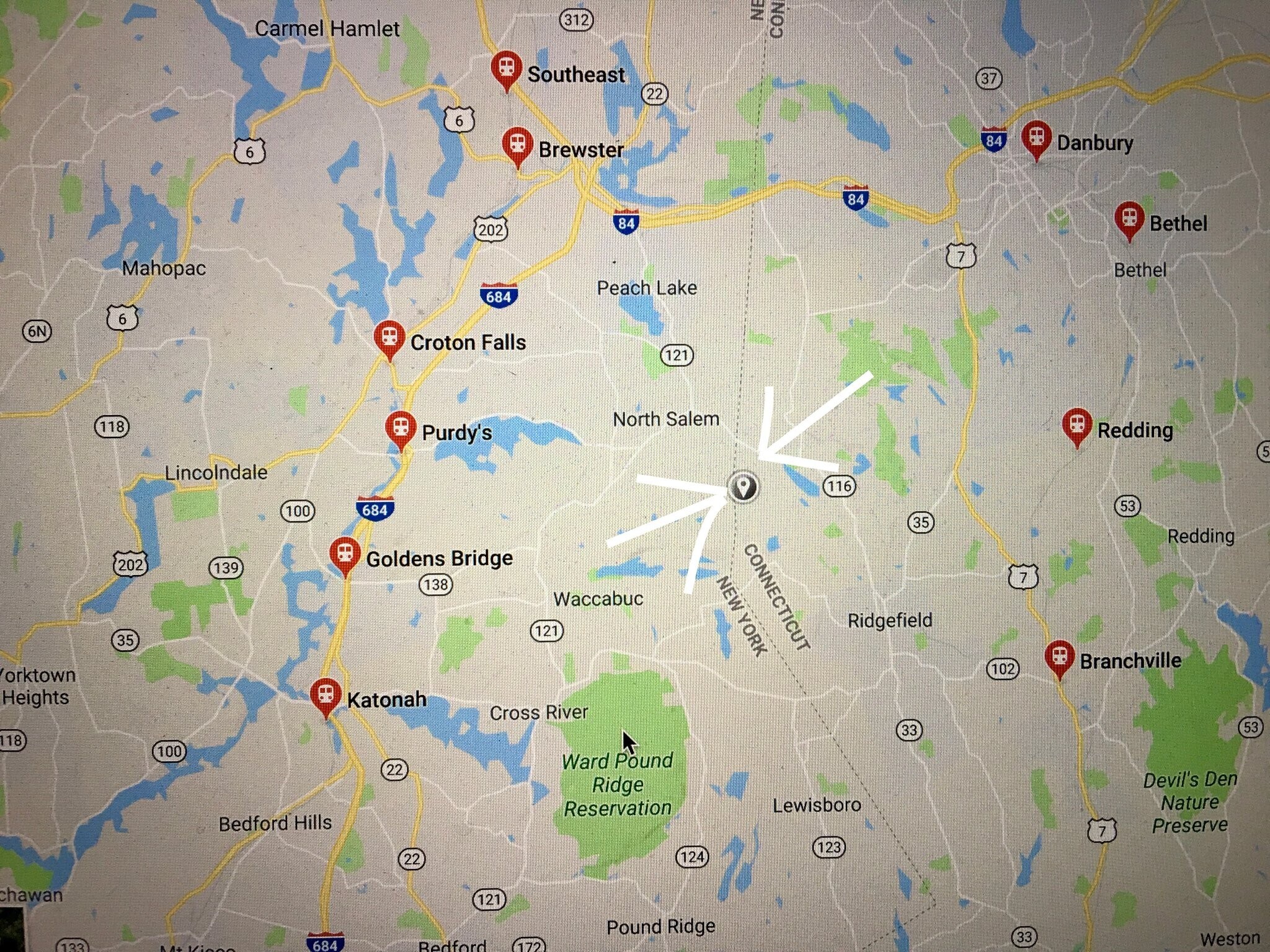 Building Photo - 300 Chestnut Hill Rd