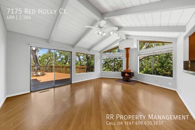 Building Photo - 7175 Red Holly Ct