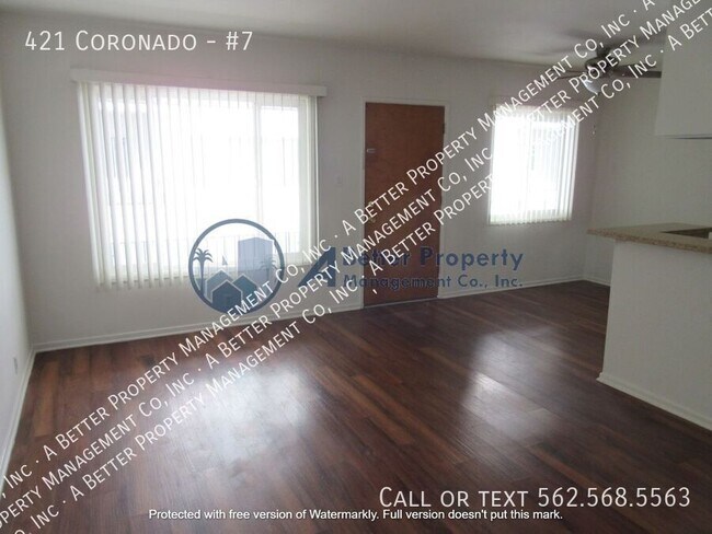 Primary Photo - 421 Coronado-#7