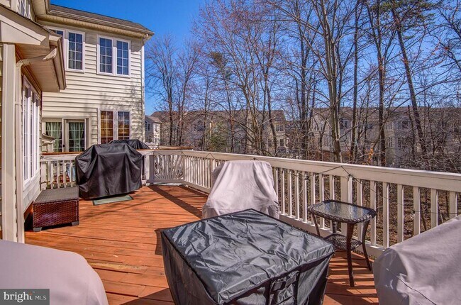 Building Photo - 43395 Briar Creek Terrace