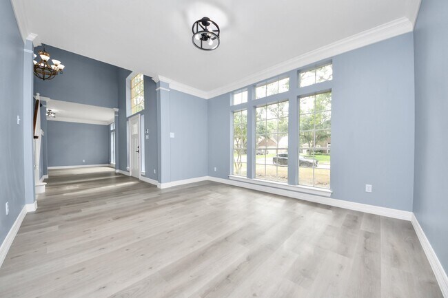 Building Photo - 16203 Broken Timber Cir