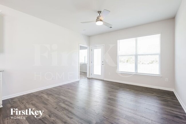 Building Photo - 715 Ridgemoor Trl