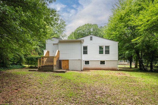 Building Photo - 68 Tatum St SW