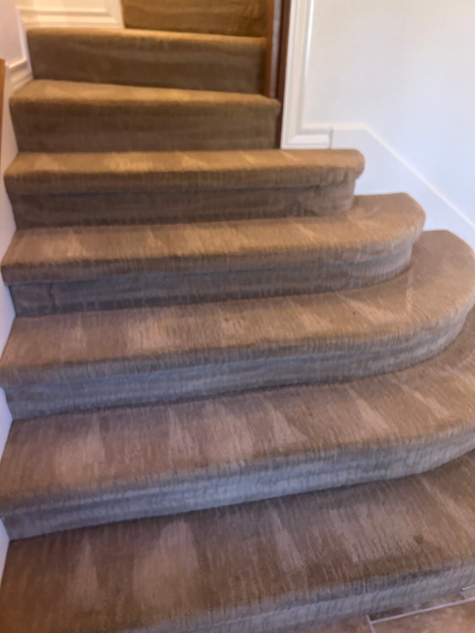 steps to second floor - 15603 Rose Cres