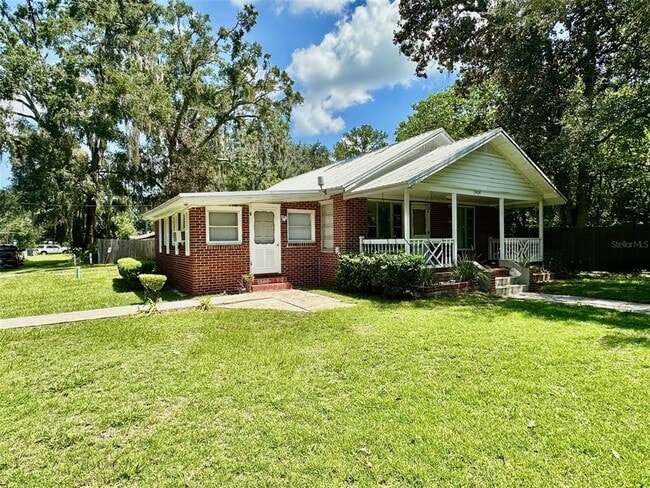 Building Photo - 13404 NW 154th Ave