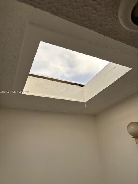 Building Photo - 3190 Bird Ave