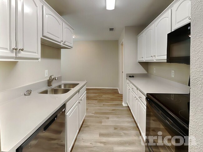 Building Photo - 1214 Crooked Creek Ct