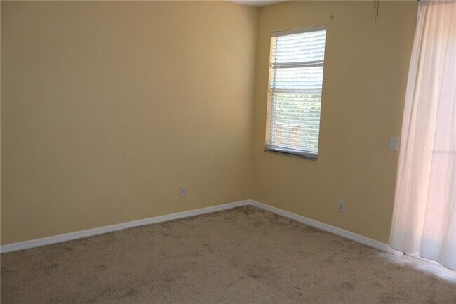 Building Photo - 3019 Pointeview Dr