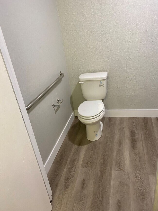 Building Photo - 2970 Main Ave