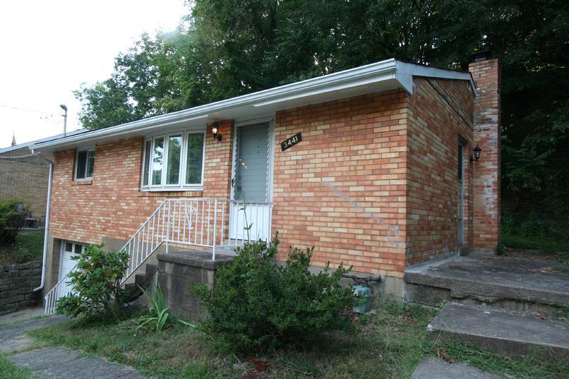 Brighton Road Home - 3441 Brighton Rd