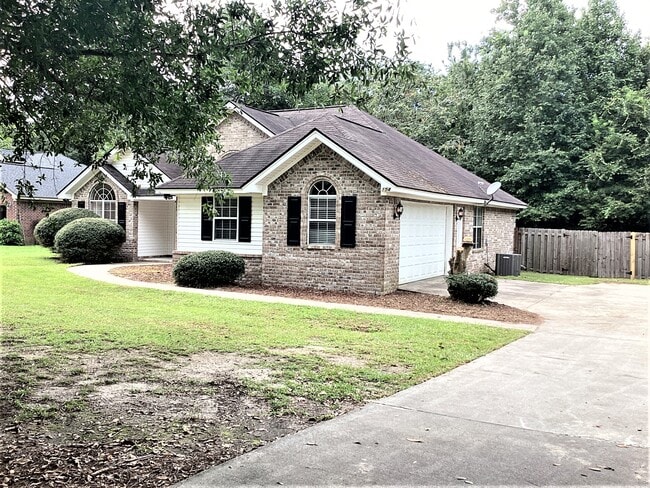 Building Photo - 154 Jamestown Dr