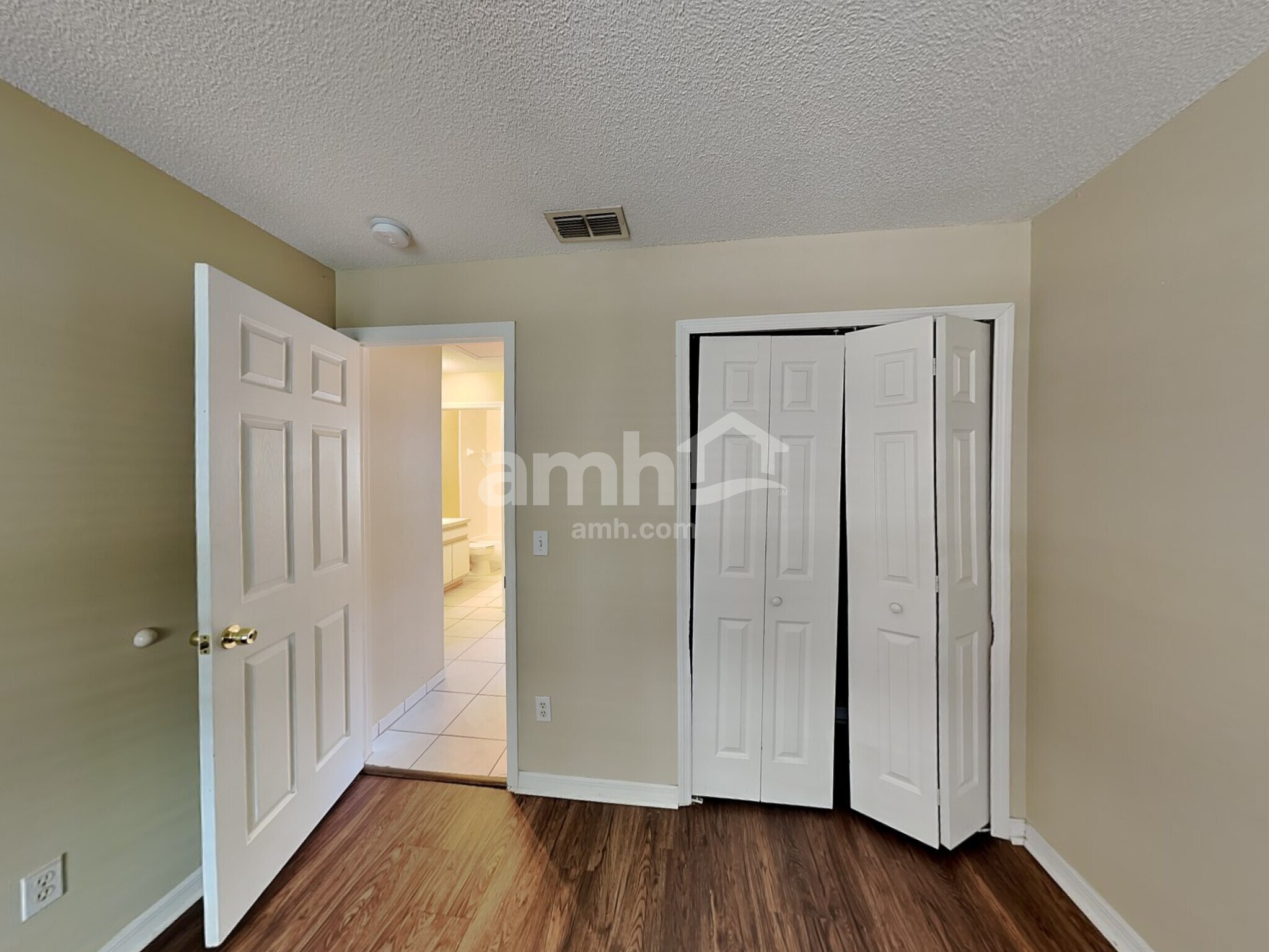 Building Photo - 10717 Siena Dr