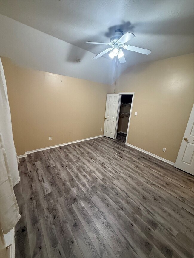 Building Photo - 1809 Oakland Cir