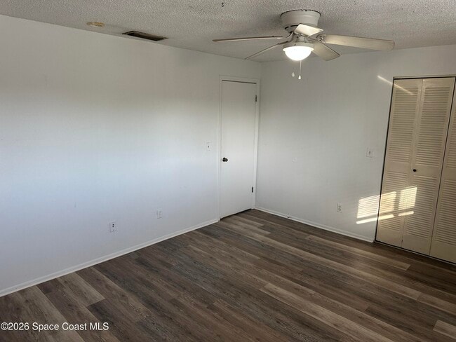 Building Photo - 1136 Steven Patrick Ave