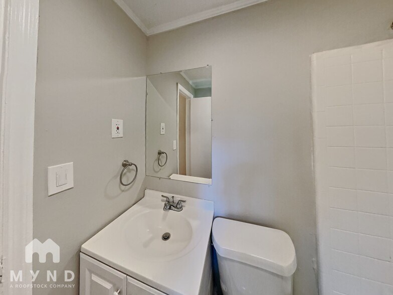 Building Photo - 502 Fairlane Cir NW