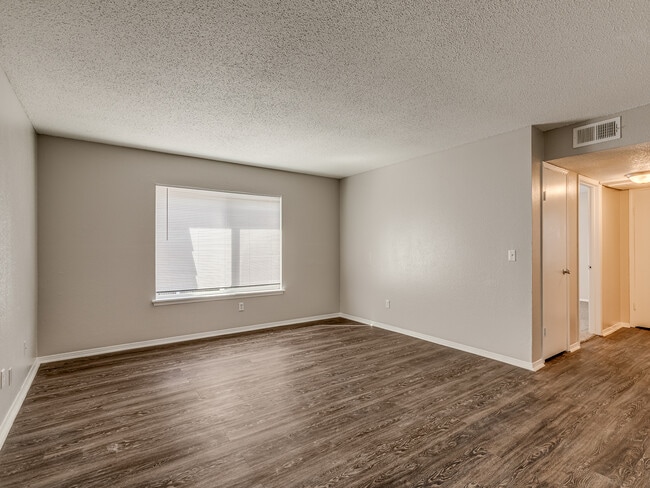 Sandhills - Bedroom - Sandhill Apartments