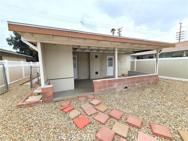 Building Photo - 822 Tribune St