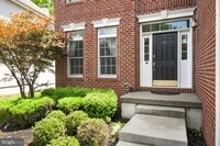 Building Photo - 45 Lockwood Dr