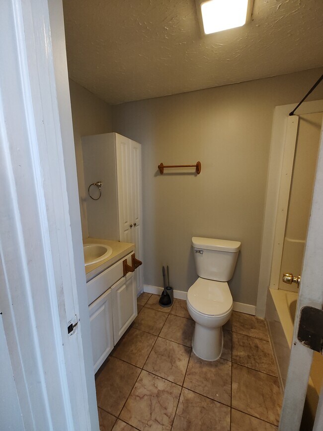 Building Photo - 145 21st St NW