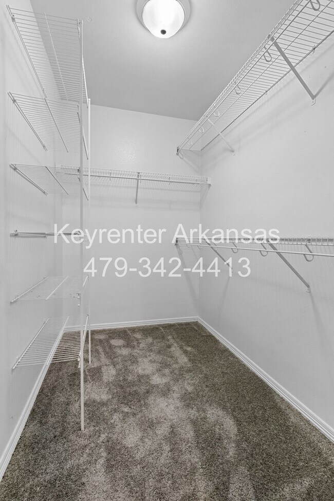 Building Photo - Great Location 3 Bedroom in Bentonville!