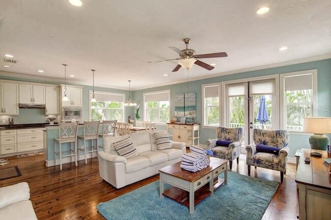 Building Photo - 4808 Gulf Dr