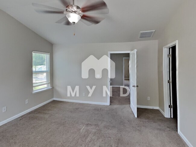 Building Photo - 5519 Newton Creek Dr